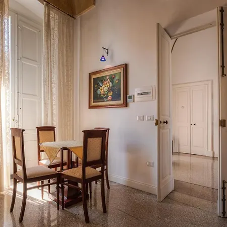 Relais Palazzo Vaglio Bed & Breakfast