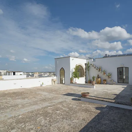 Relais Palazzo Vaglio Bed & Breakfast 4*