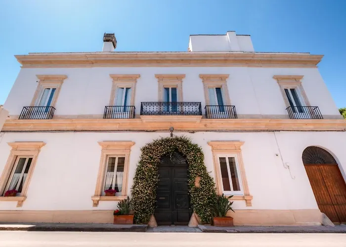 Relais Palazzo Vaglio Bed & Breakfast