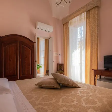 Relais Palazzo Vaglio Bed & Breakfast