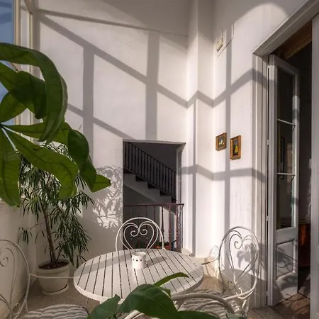 Relais Palazzo Vaglio 3*
