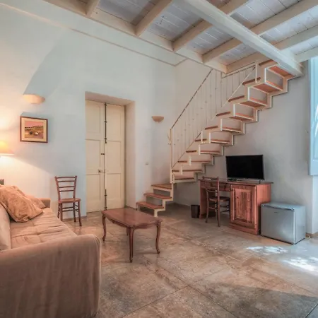 Relais Palazzo Vaglio Nocleg ze śniadaniem 4*