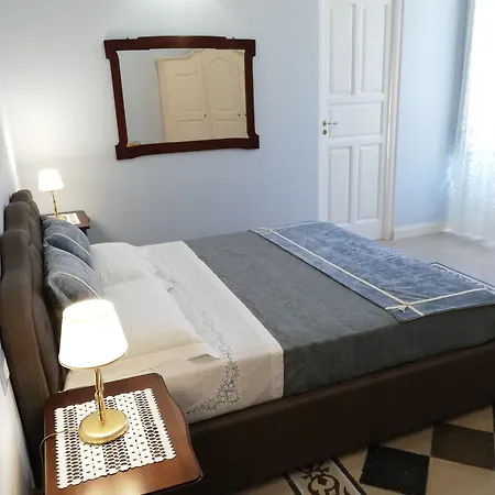 Relais Palazzo Vaglio 4*