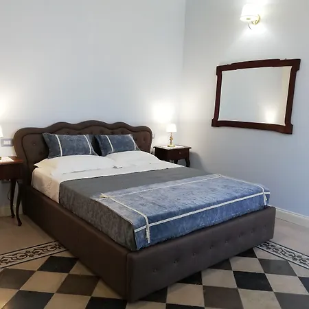 فندق مبيت وإفطار Relais Palazzo Vaglio 4*