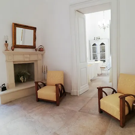 Relais Palazzo Vaglio Bed and Breakfast