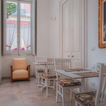 Relais Palazzo Vaglio Nocleg ze śniadaniem 4*